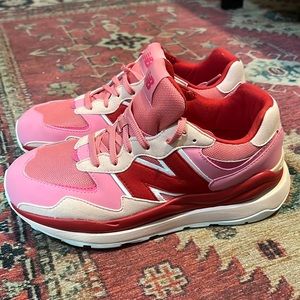 New Balance 57/40 Big Kid Vibrant Pink Team Red